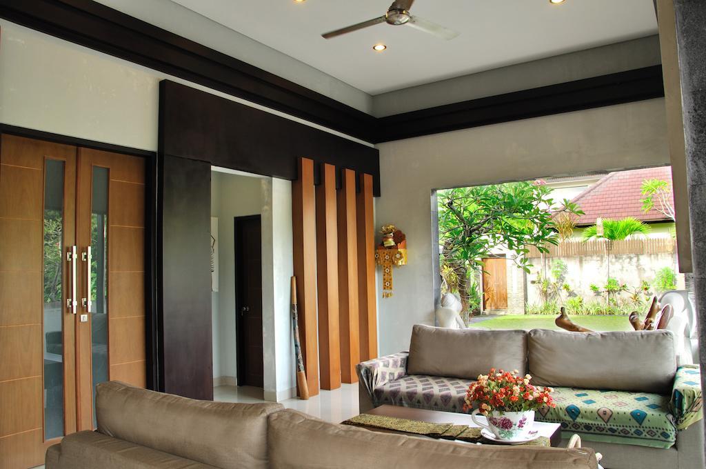M Two Villas Seminyak Экстерьер фото