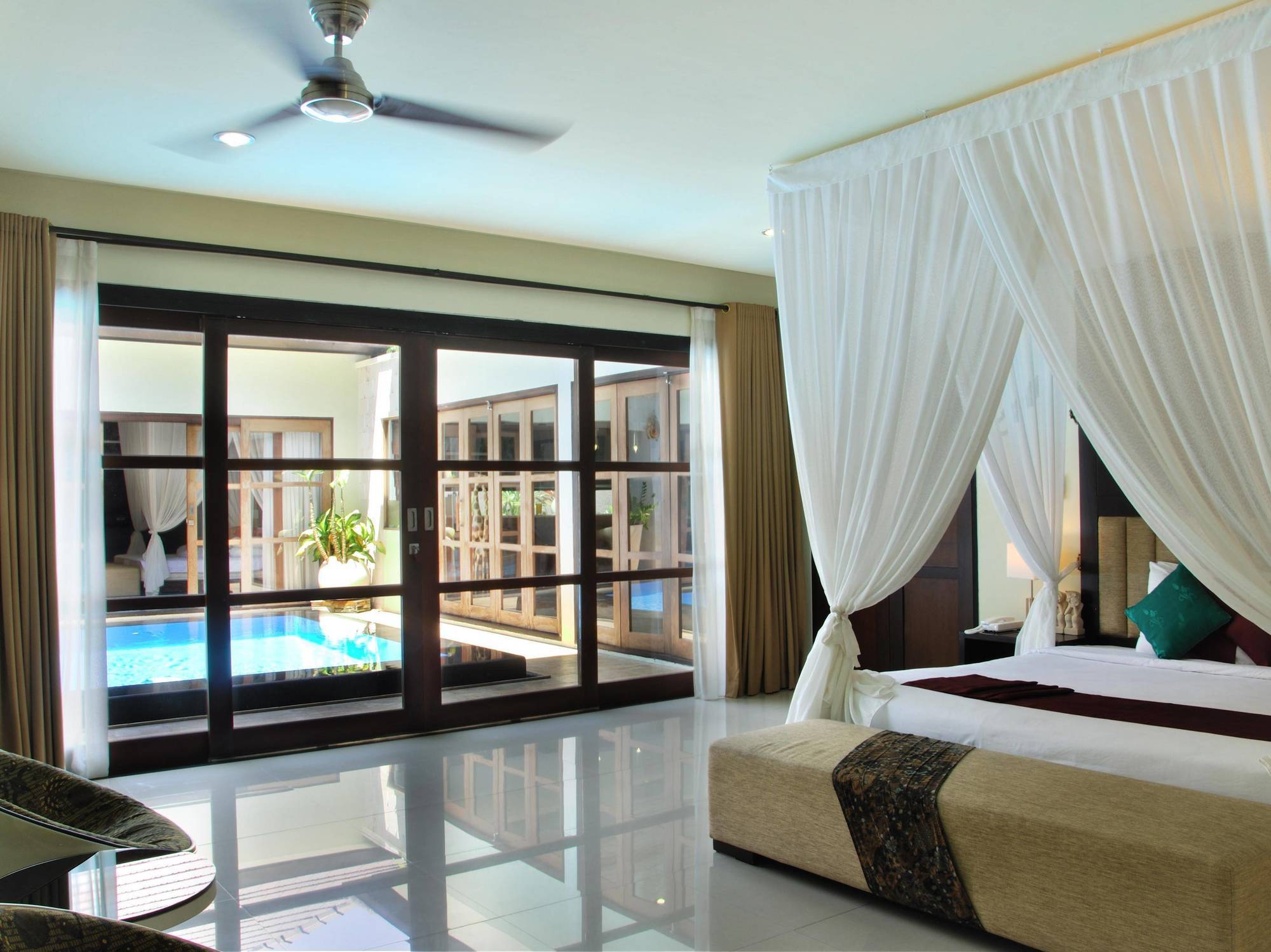 M Two Villas Seminyak Экстерьер фото